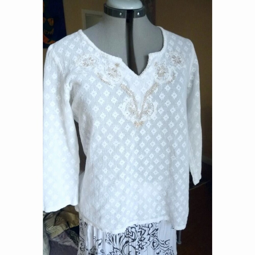 Prana Ethnic Peasant Embroidered Slit Neck hi-lo tunic White cotton mesh top M